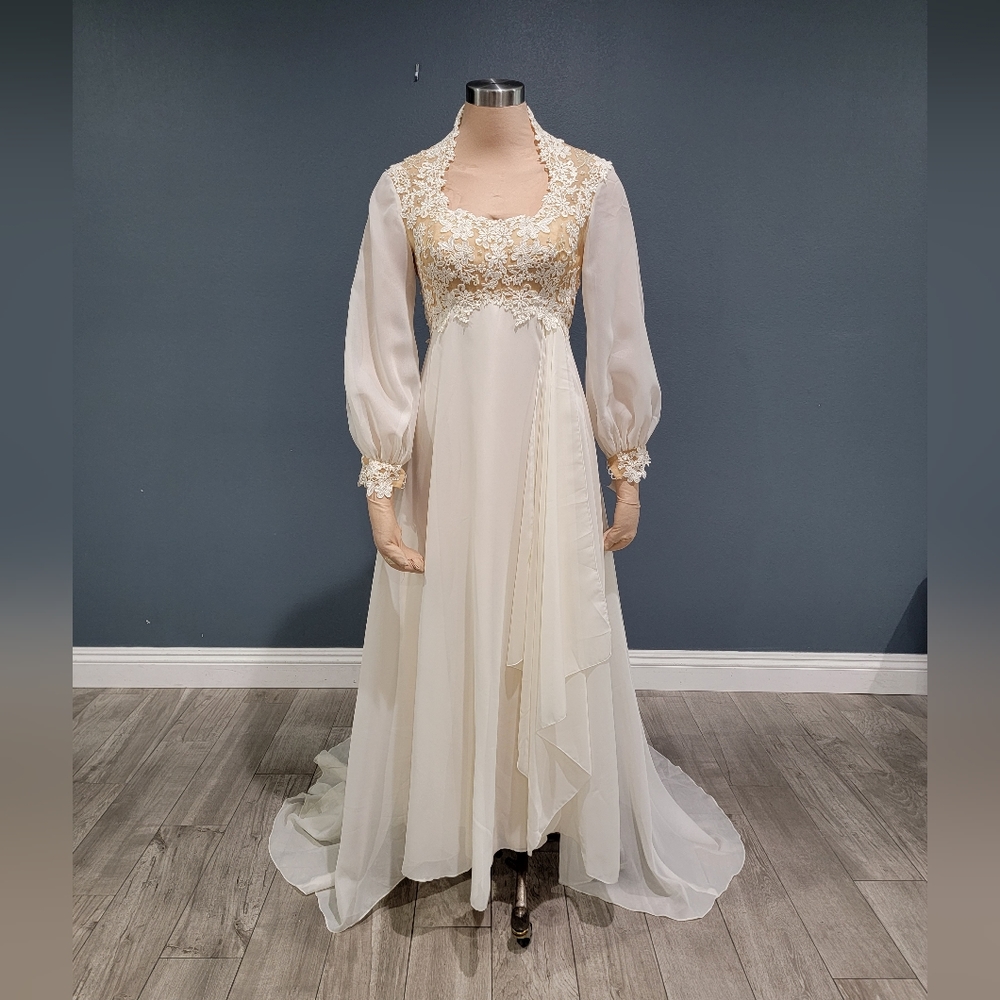 Vtg HOUSE OF BIANCHI Ivory Chiffon Romantic Wedding Gown Dress XS